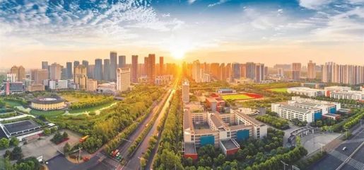 壯麗70年 戰(zhàn)略性新興產(chǎn)業(yè)集群為合肥高質(zhì)量發(fā)展注入強(qiáng)勁動力